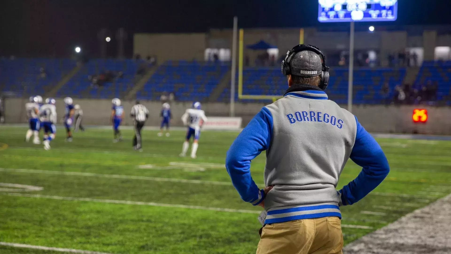 El Coach atento a cada jugada