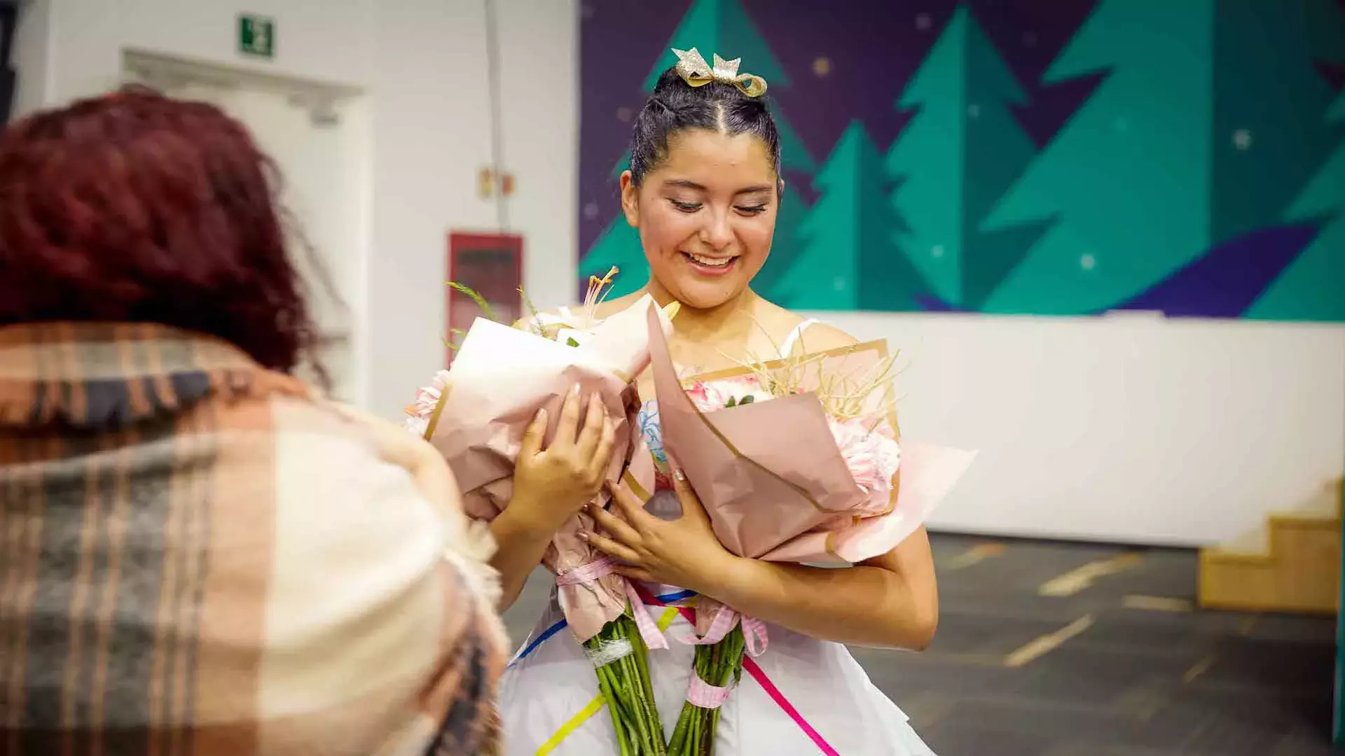 Tec Pue da bienvenida a las fiestas con música, luces y ballet (fotos)