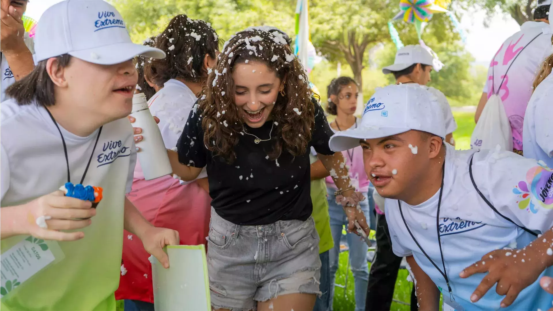 Niños en fiesta de espuma