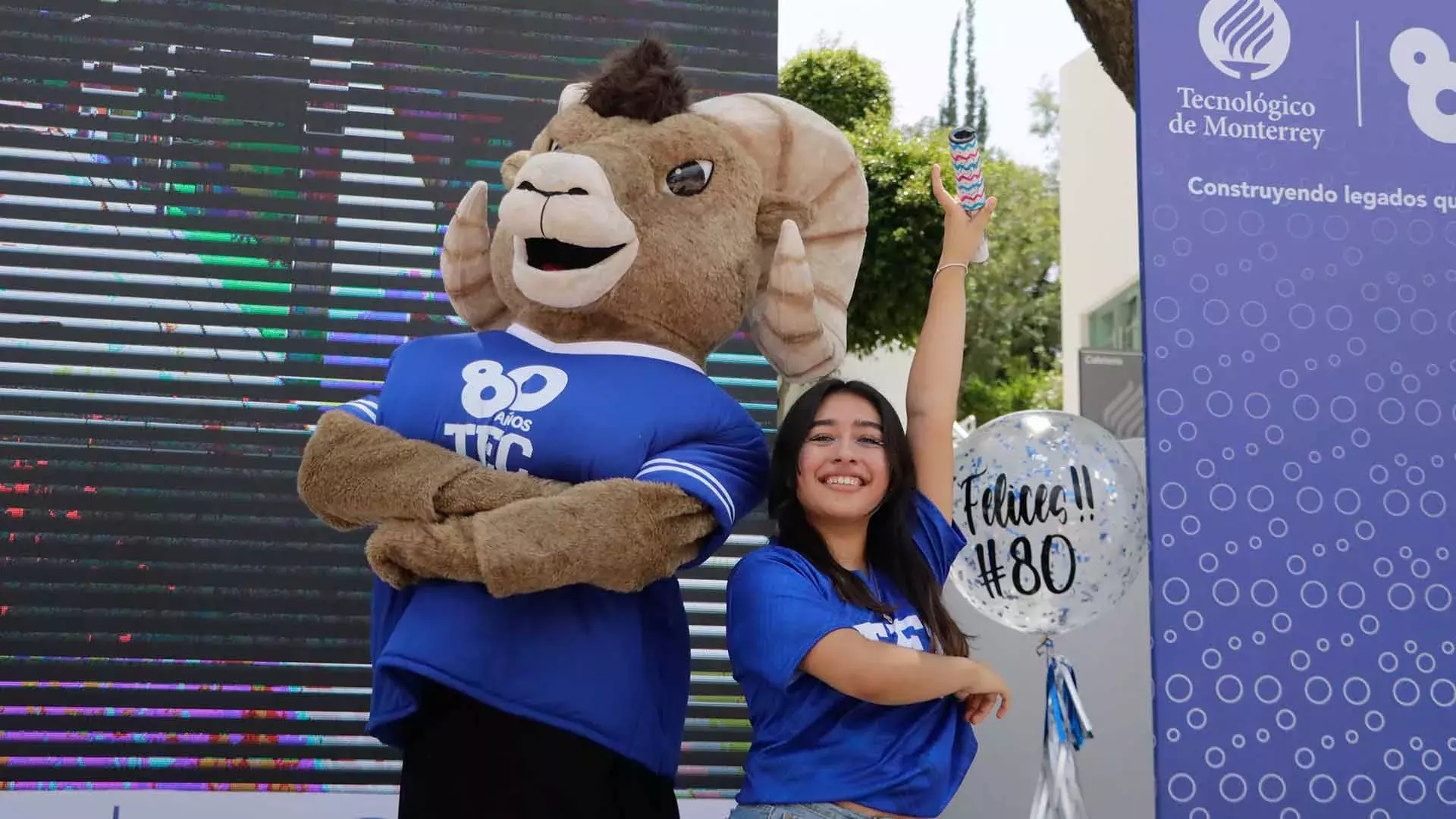 Celebración estudiantil 80 aniversario Tec