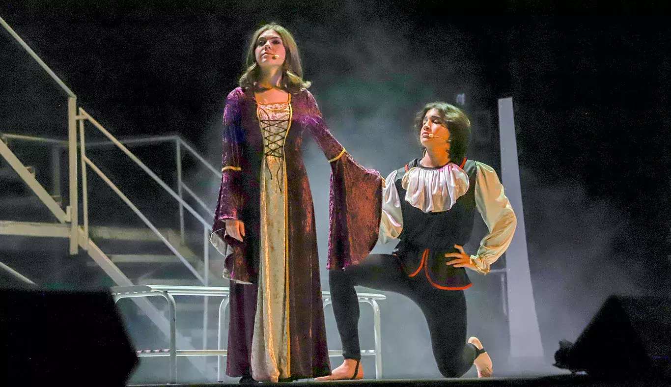 Interpretación de Romeo y Julieta en el musical FAME del Tec de Monterrey campus Laguna