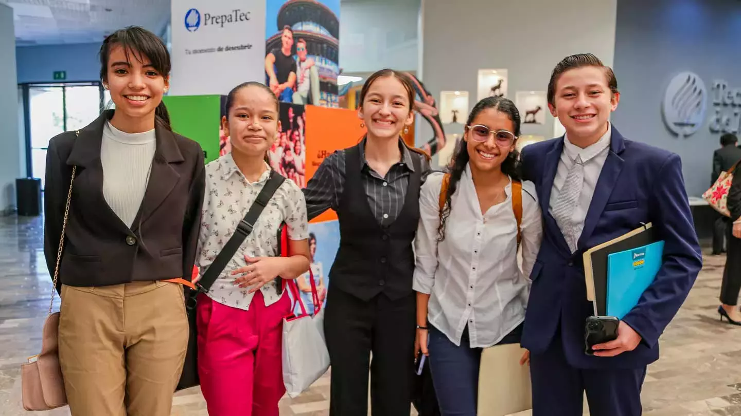 estudiantes en TECMUN en Tec Campus Tampico 2024