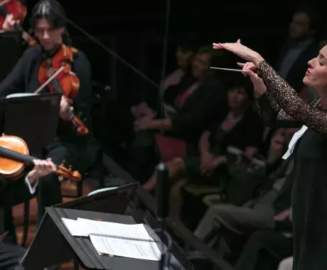 Alondra de la Parra, directora de orquesta mexicana, participó en VibrArt, el festival de arte y cultura del Tec de Monterrey