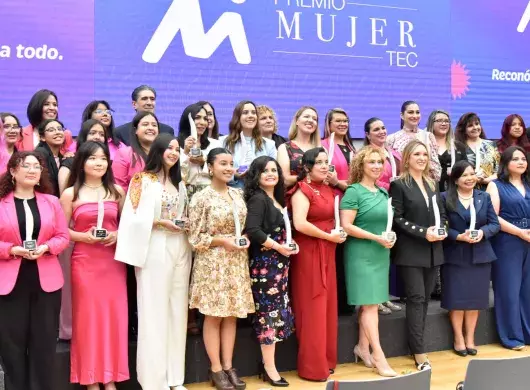 Entregan Premio Mujer Tec 2024 en Sala Mayor de Rectoría, en 18 reconocimentos en 11 categorías