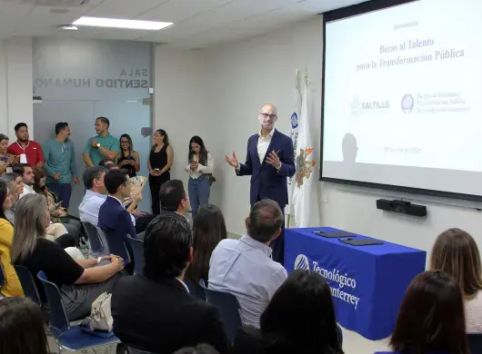Política pública, Escuela de Gobierno y Transformación Pública.