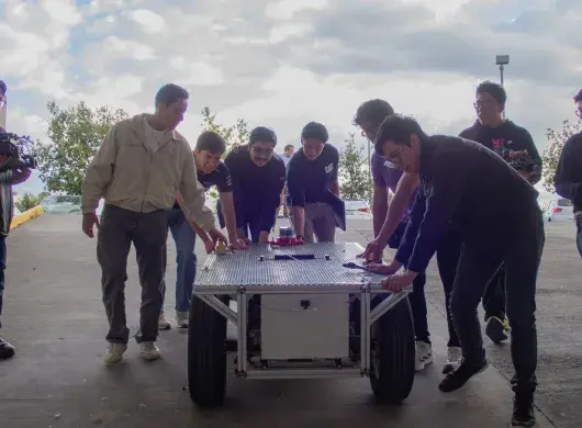 Investigación del Tec campus Puebla desarrolló un vehículo autónomo para entornos confinados