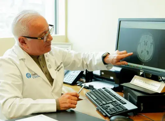 El Dr. Héctor Ramón Martínez presentó en Japón su experiencia en trasplante de células madre para pacientes con ELA.