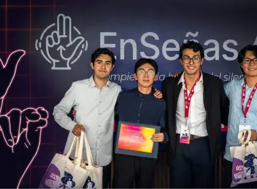 Equipo de estudiantes del Tec de Monterrey presenta EnSeñas AI, traductor de Lengua de Señas Mexicana con inteligencia artificial