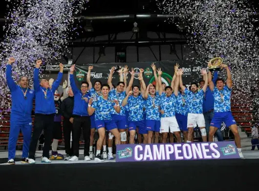 El equipo del Tec Querétaro levanta el título tras una final dominante que confirmó su liderazgo en la Conferencia Nacional de Voleibol.
