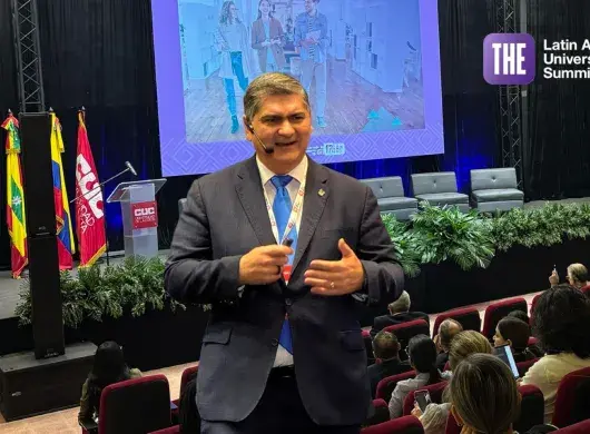 David Garza plantea retos de la educación superior en América Latina