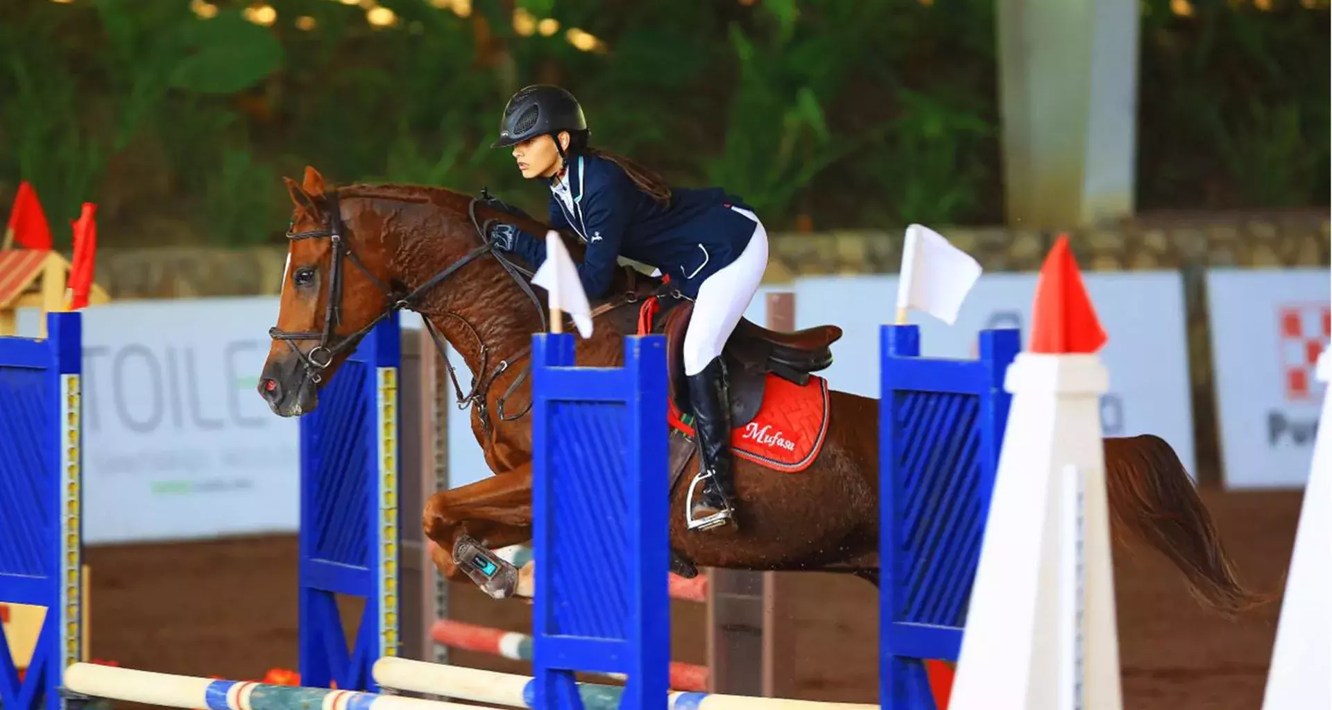 Andrea montada en el caballo 