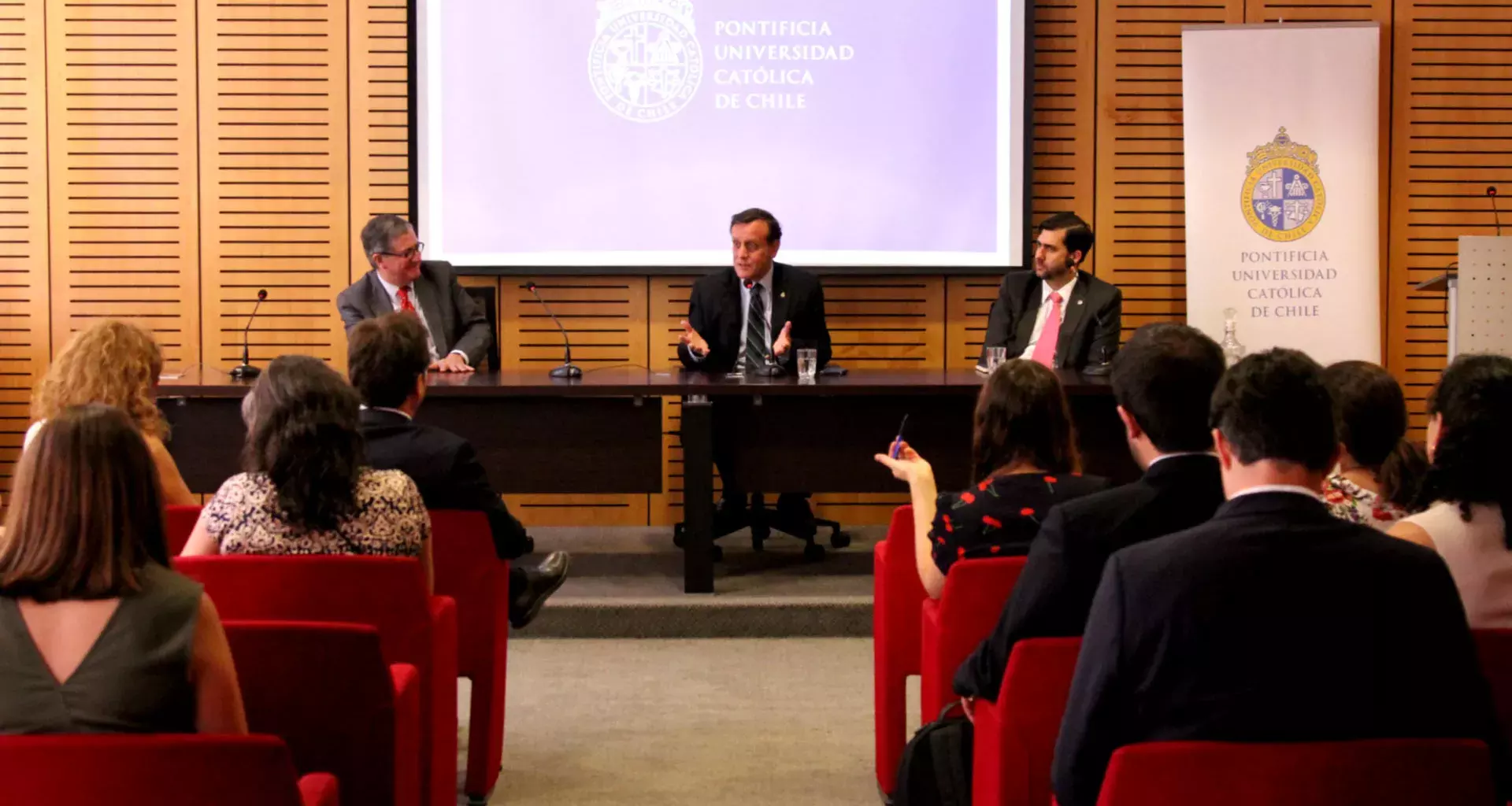 El Tec, junto a la Pontifica Universidad Católica de Chile y la Universidad de los Andes, anunciaron cursos en línea