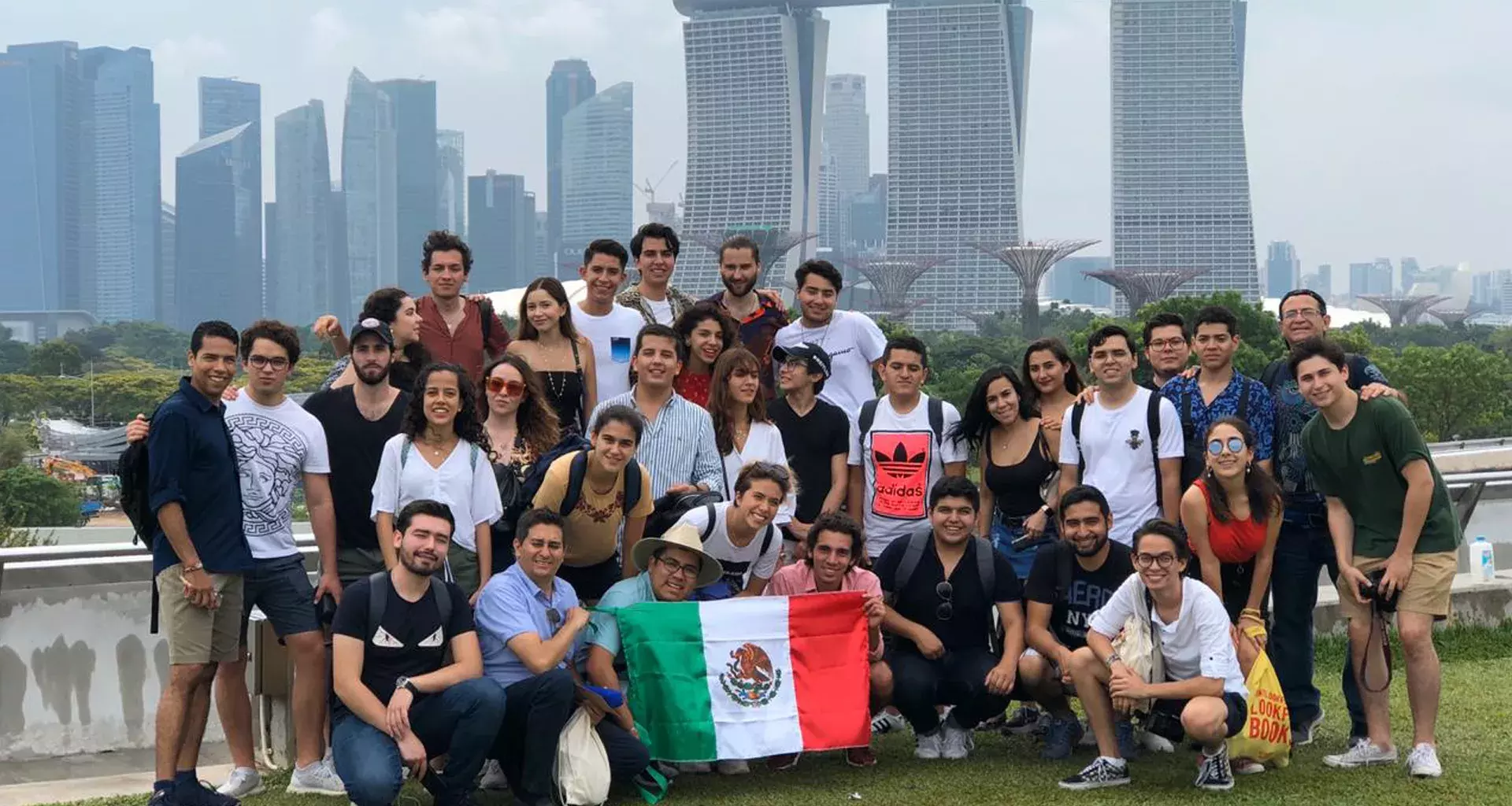 Alumnos durante Semanai en Singapur