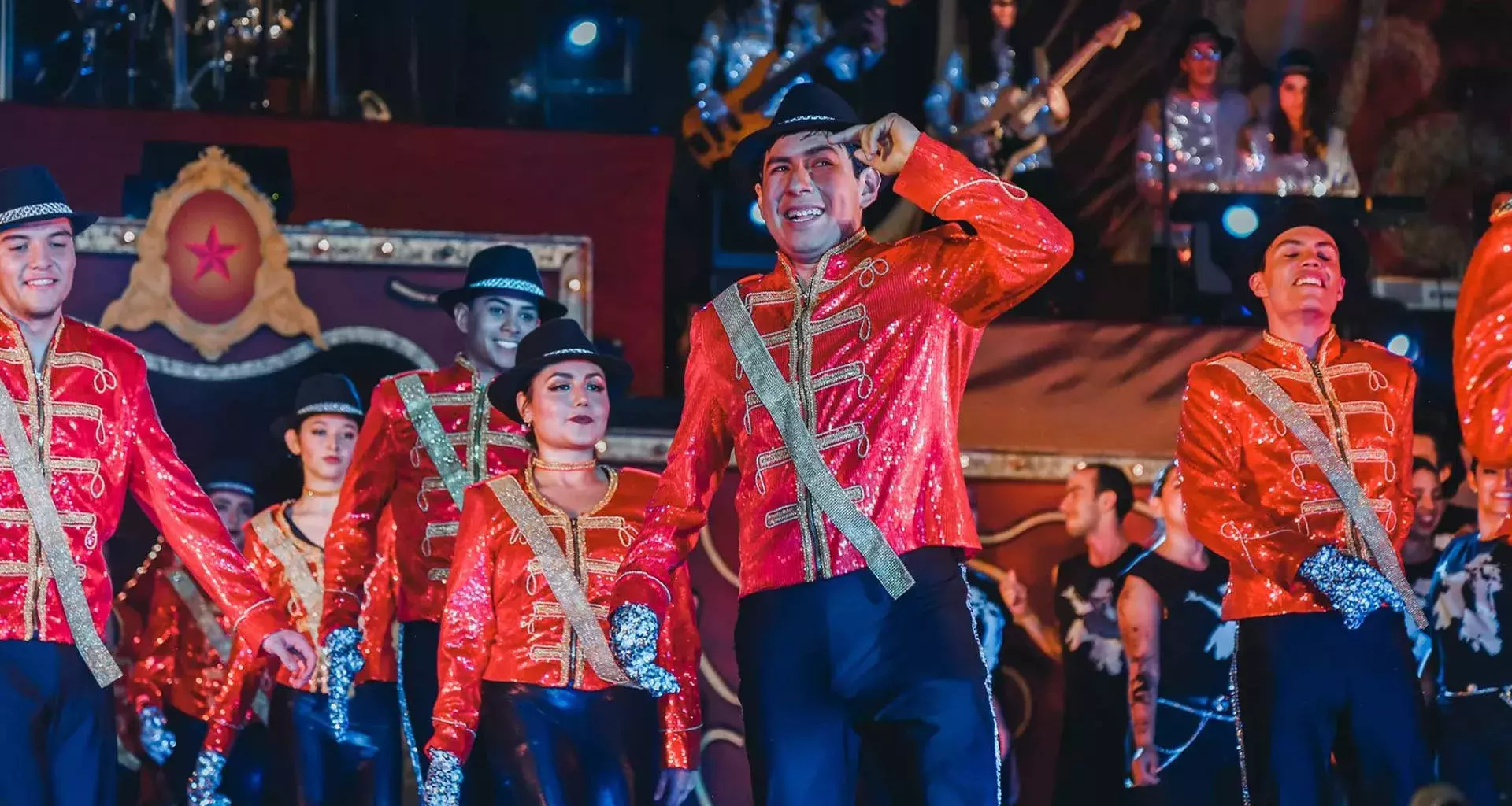 Estudiante del tec en presentación de danza y baile