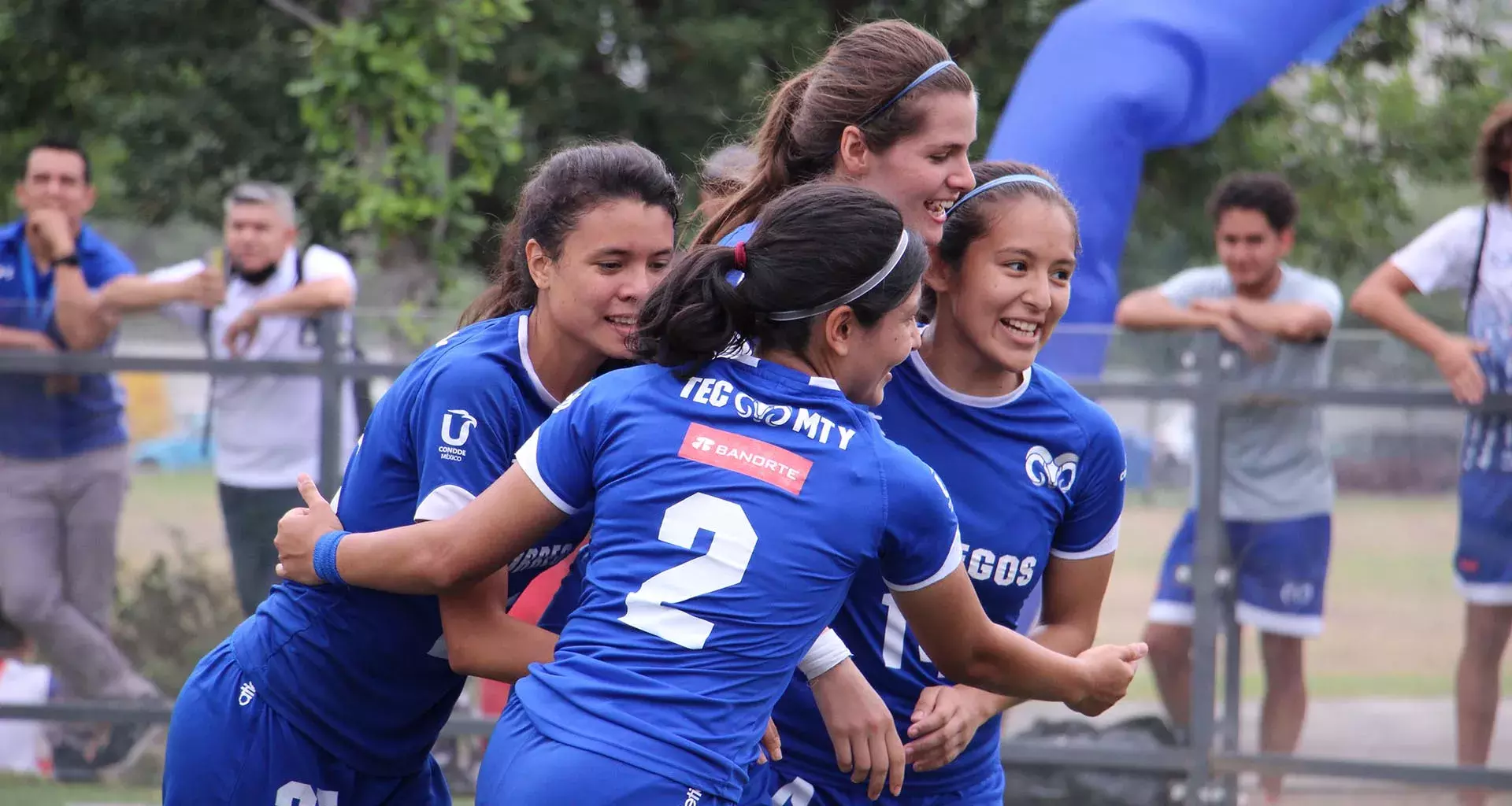 Borregos Femenil de MTY ¡campeonas de fútbol rápido!