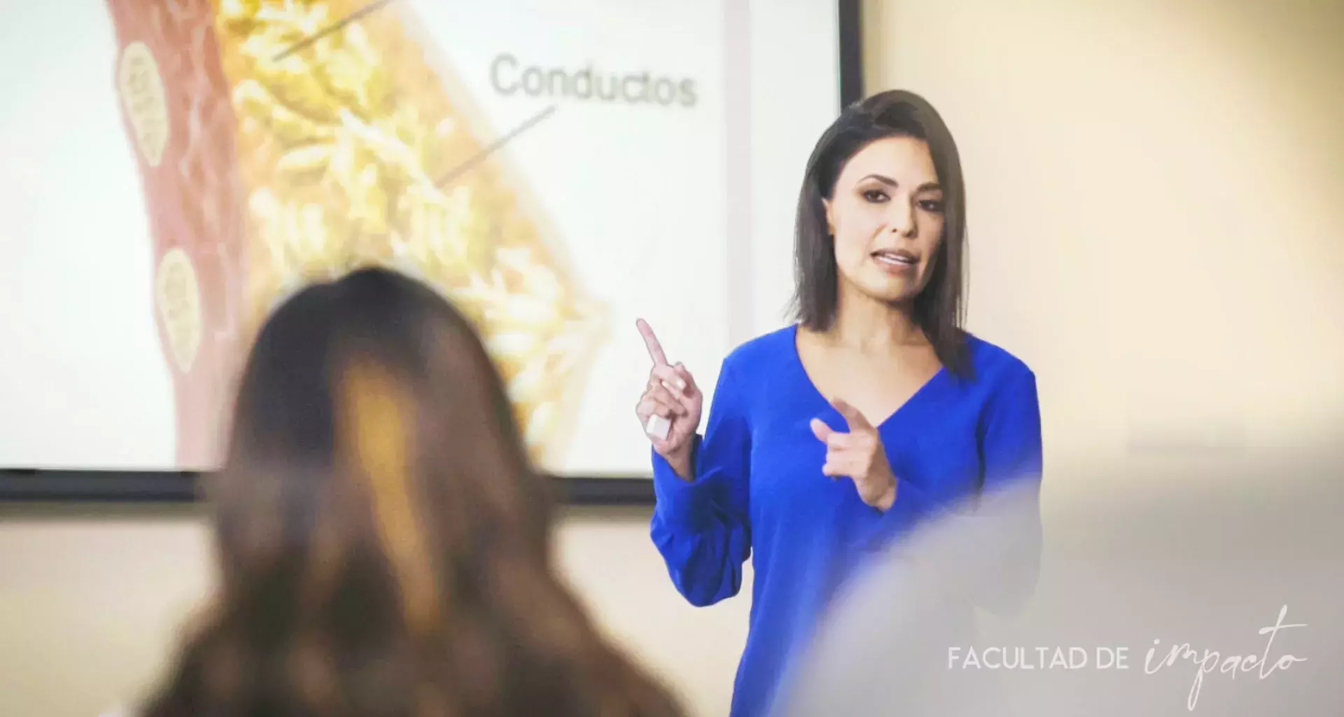 The TecSalud doctor is recognized for her mentorship in tackling breast cancer