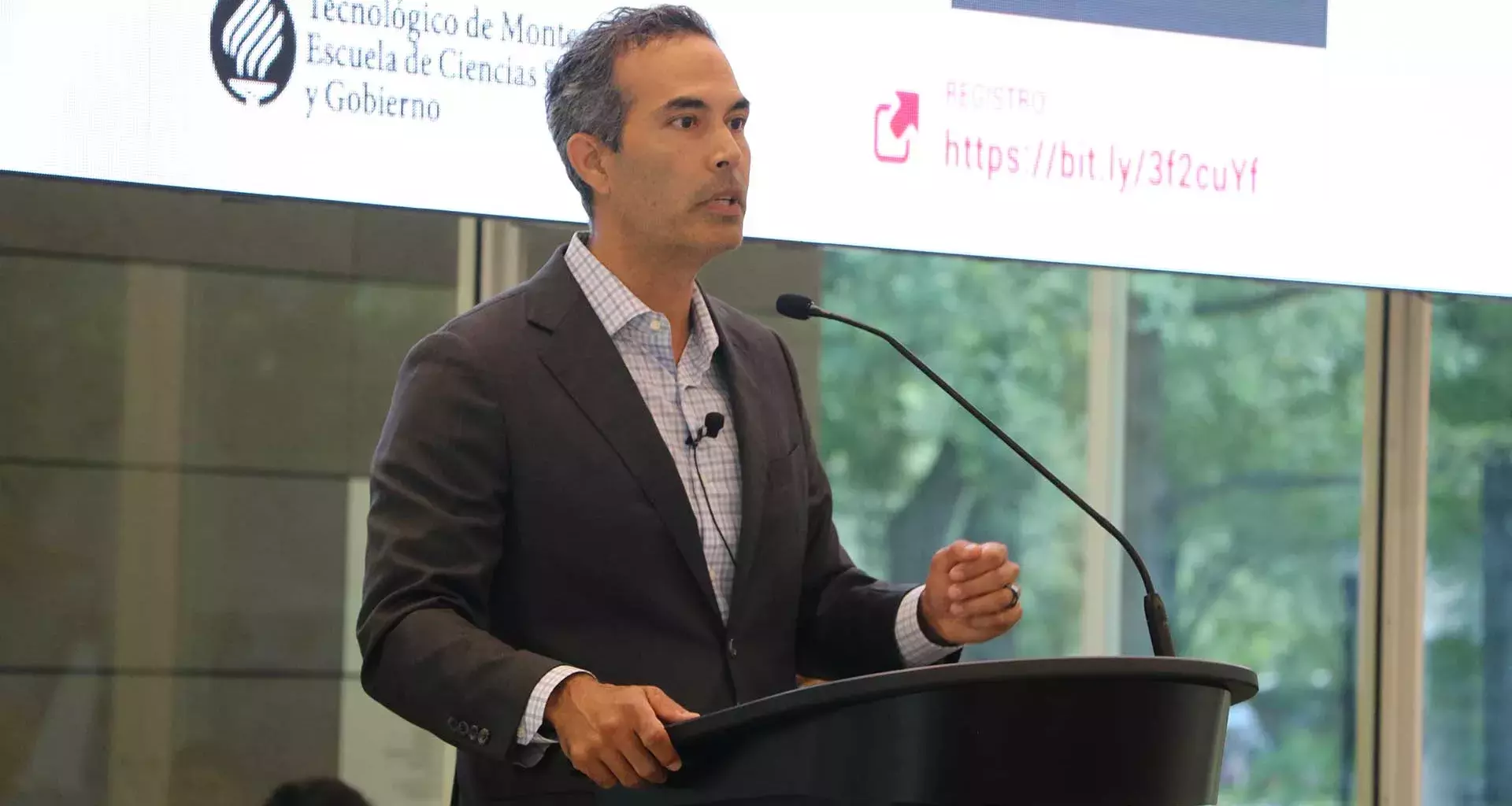 George P. Bush en conversatorio con alumnos de campus Monterrey 