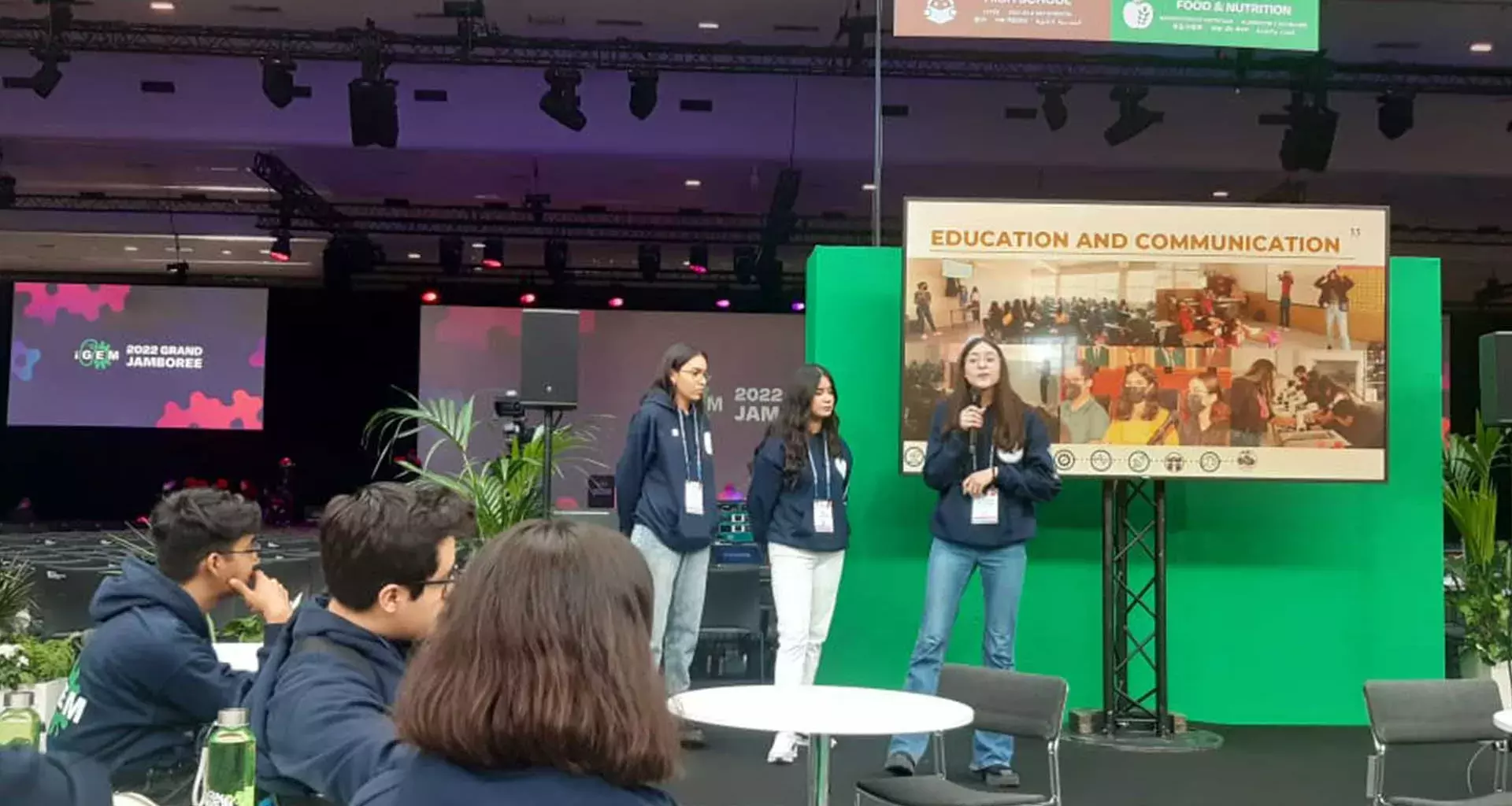 El equipo de iGEM del Tec campus Chihuahua ganó medalla de oro con su biofungicida en competencia internacional