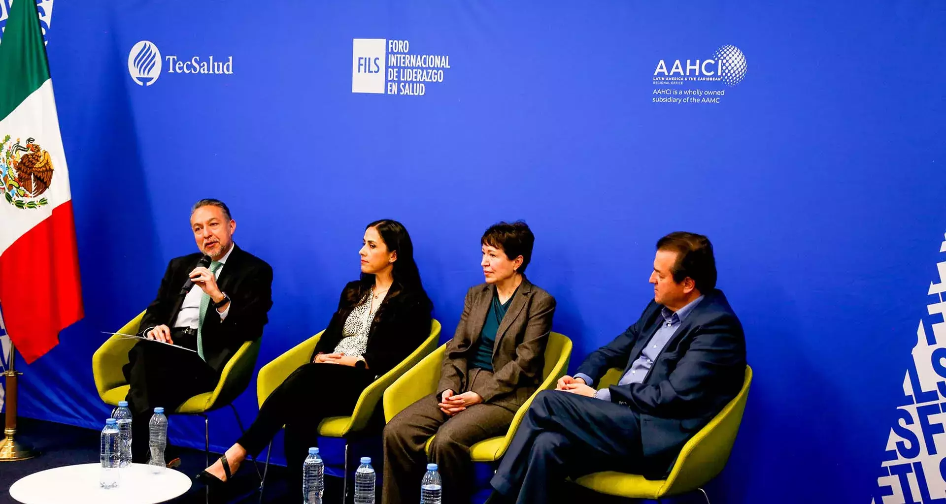 Foro internacional de liderazgo en salud