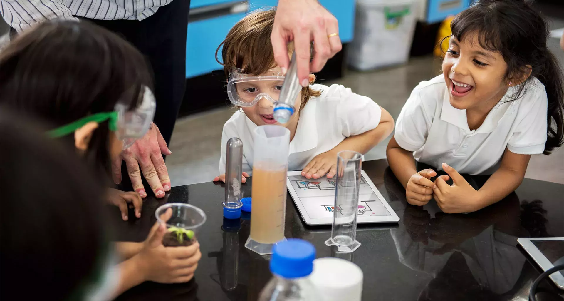 Comunidad PrepaTec Metepec crea club de divulgación de ciencias