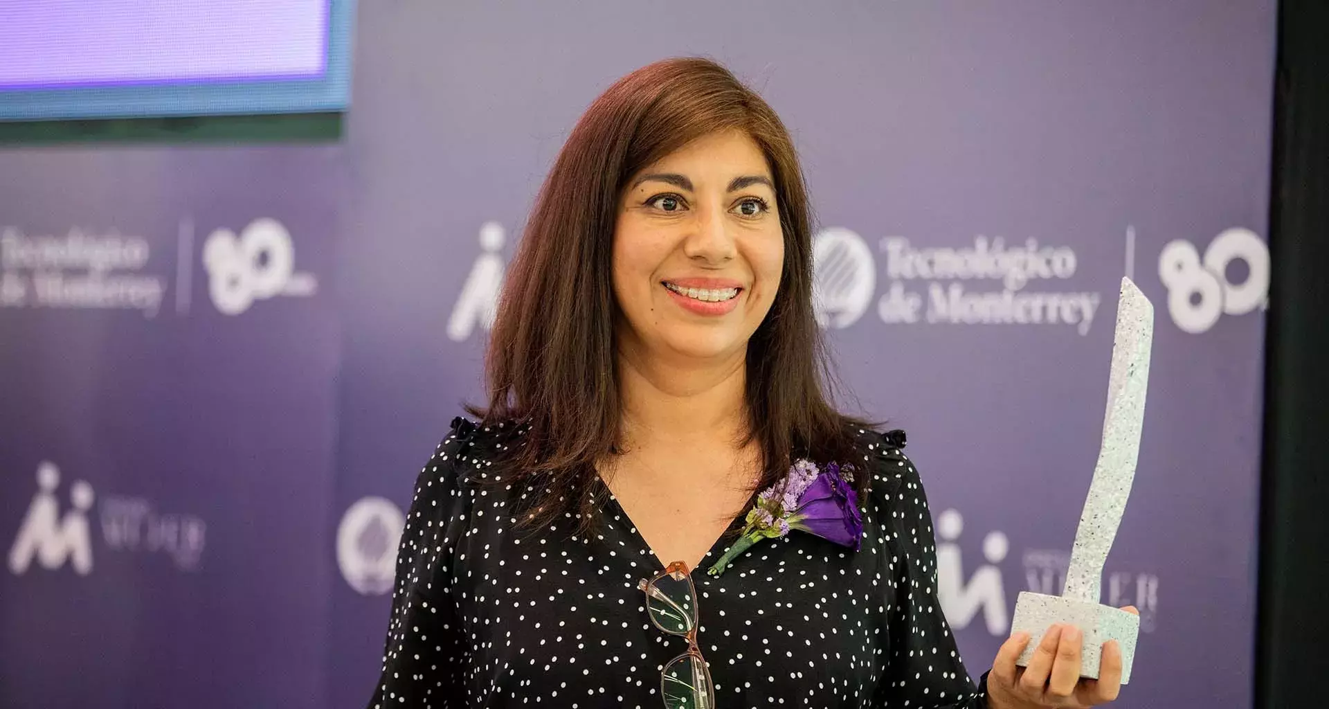 Profesora tec queretaro ganadora premio mujer Tec en Ciencia