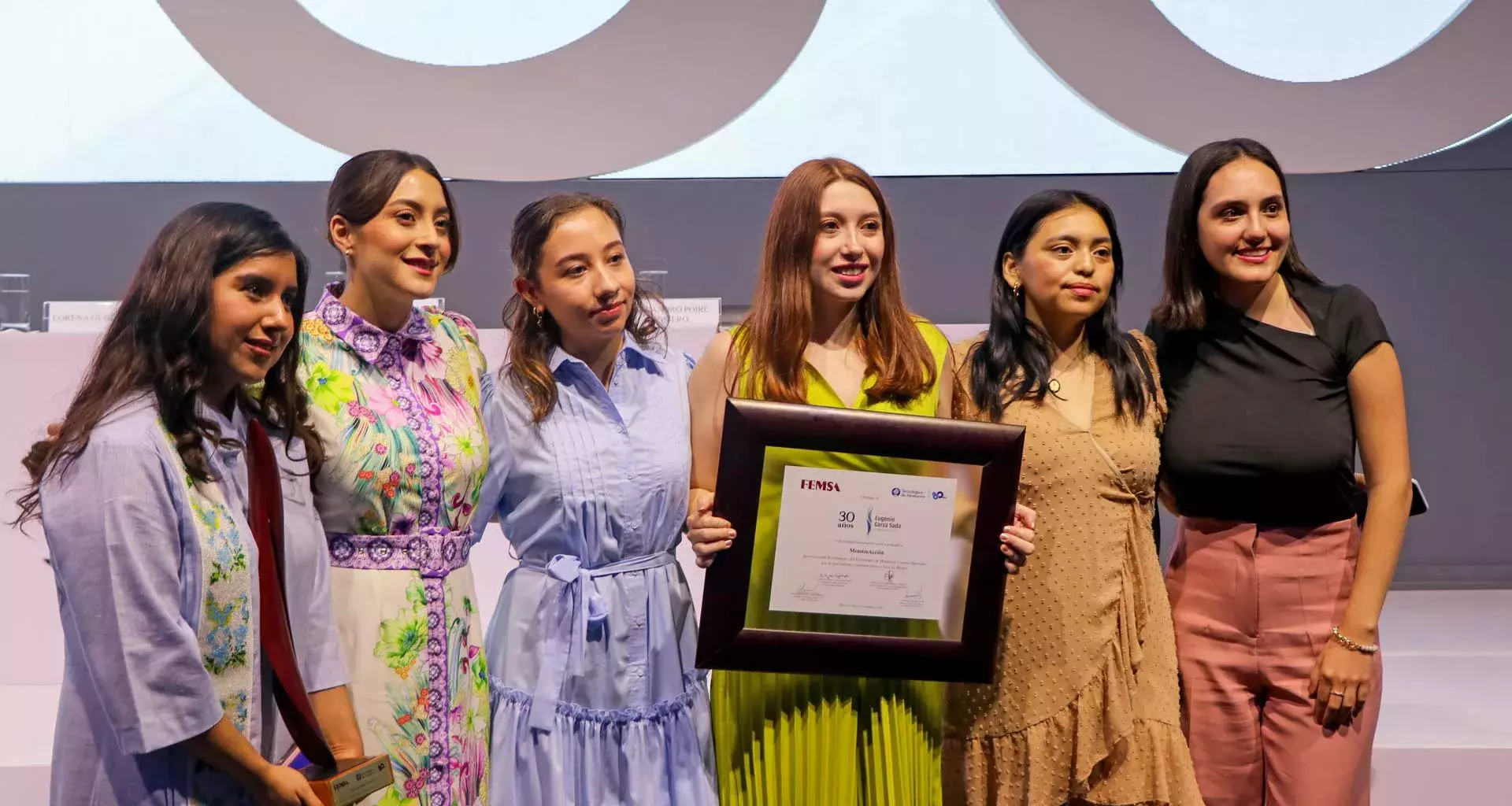 Estudiantes del Tec campus Querétaro fueron galardonadas con el Premio Eugenio Garza Sada 2023