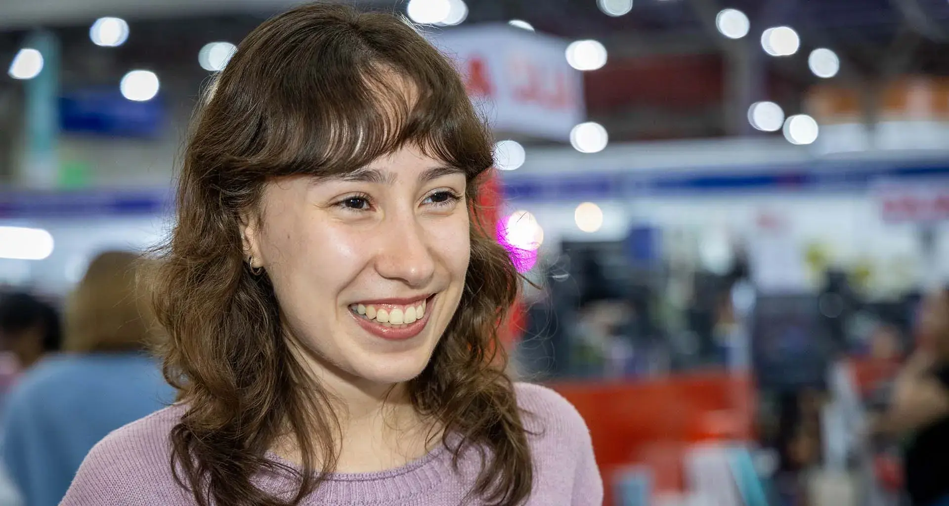 M.B., the young writer who decided to live without happy endings