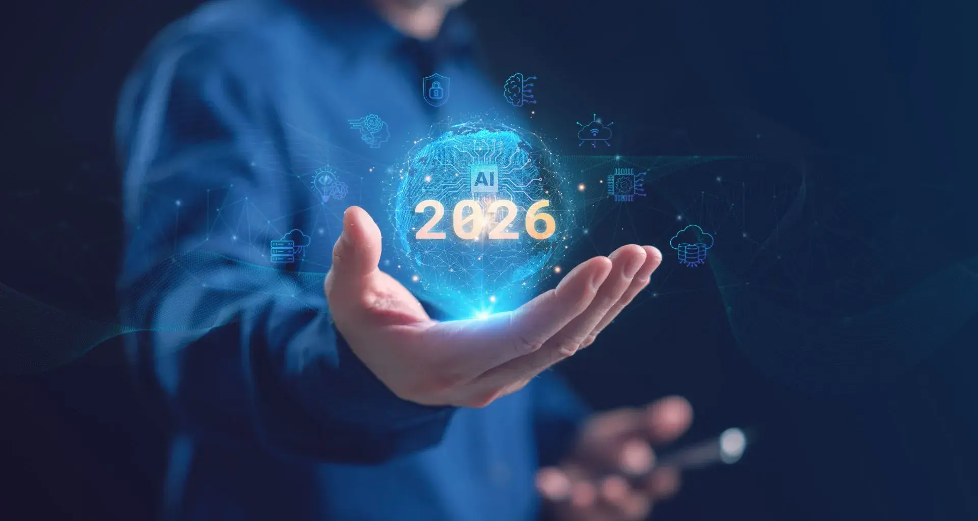 Un hombre de negocios sosteniendo un globo de IA holográfica brillante con 2026 e inteligencia artificial, computación en la nube, red neuronal e iconos de ciberseguridad, que representan la tecnología futura. Tendencias de la IA en 2026.