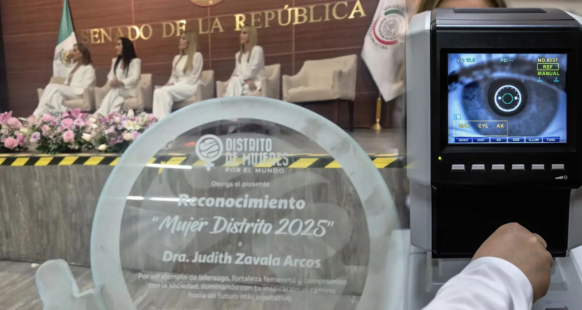 Judith Zavala, profesora Tec gana premio del Senado