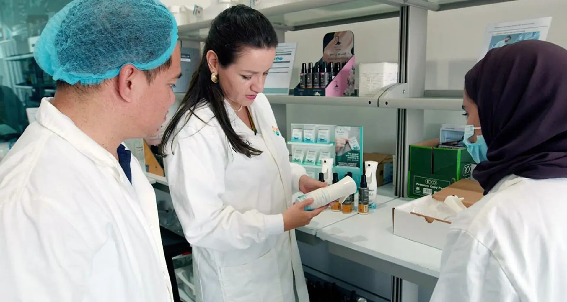 De Cuernavaca a Arabia Saudita, Luisa Javier, egresada del Tec y cofundadora de WAYAKIT, recibió el Premio al Mérito 2026 por su biotecnología mexicana con impacto global en higiene y sostenibilidad.