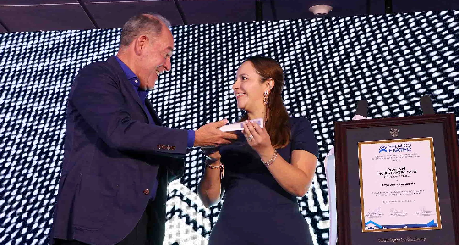 Reconocen a egresada de Tec Toluca con el Premio al Mérito EXATEC 2026