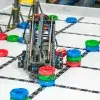 Robot de VEX IQ durante competencia