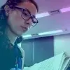 Ana Rebeca estudiando 