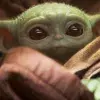 "baby yoda" en the mandalorian