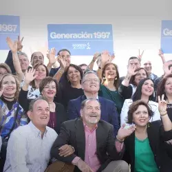 Exalumnos de regreso a su escuela