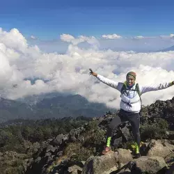 Bernabé en su llegada a la cima del Tacaná