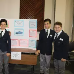 Niños en la Finance Fair