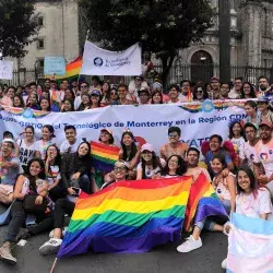 Marchan agrupaciones del Tec a favor de la diversidad