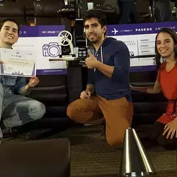 alumnos ganadores de concurso