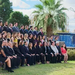 Foto de generación de estudiantes de profesional 