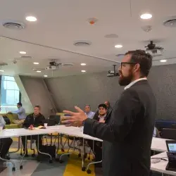 Directivos de Siemens Industry Software en la Escuela de Ingeniería y Ciencias