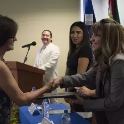 Tec capacita a más de 300 profesores.