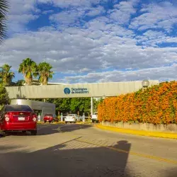 Entrada de campus Sinaloa