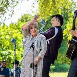 Doña Irma Silva y el grupo norteño Buyuchek están nominados al Latin Grammy