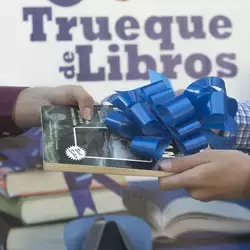 En el aniversario de la ciudad de Culiacán, se ha estado proponiendo desde los últimos años el fomentar la cultura a través de regalar un libro, un evento que intenta involucrar a todos los ciudadanos con el fin de difundir el habito de leer.