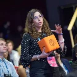 Alumna líder en biotecnología participa en Youth Ag Summit de Bayer 2019