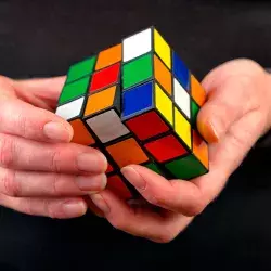 Profesor-cubo-rubik-irapuato