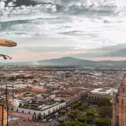 Morelia y vista desde la catedral.