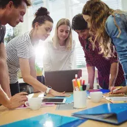 Ellas lideran: desarrollan mujeres proyectos para su comunidad