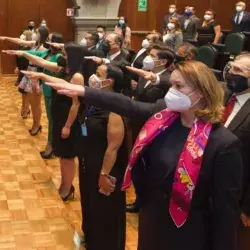 Profesora Tec toma protesta en la comisión anticorrupción